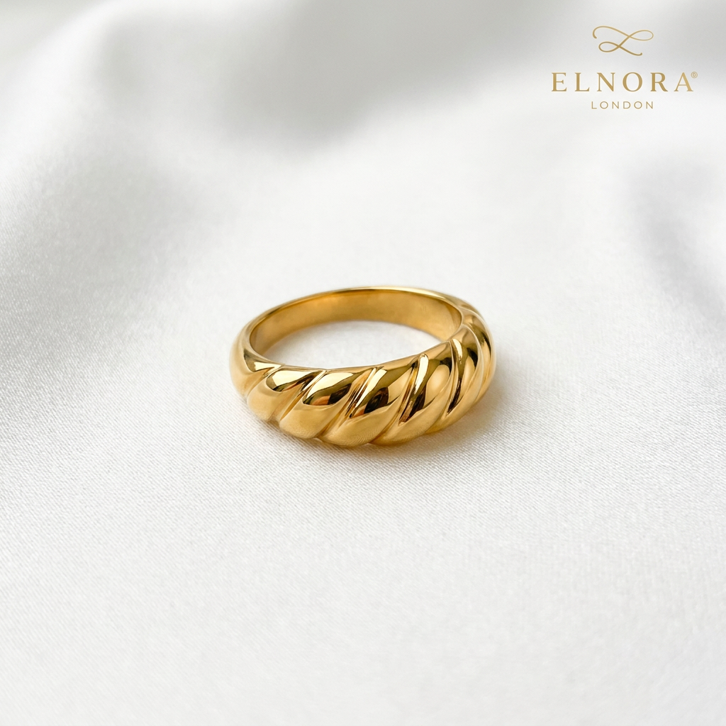 Parisian Croissant Ring in 18K gold PVD