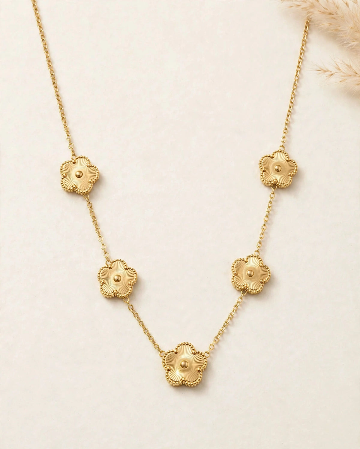 Léona Clover Chain